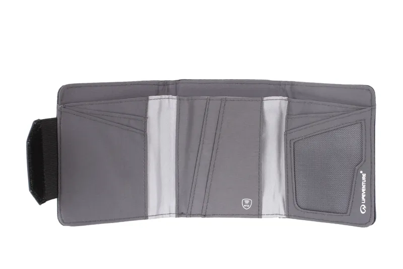 Lifeventure RFiD Wallet Recycled in Olive-1