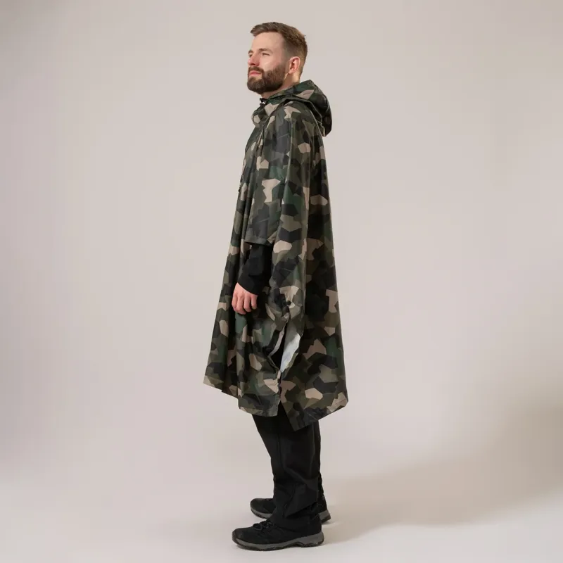 Mac In A Sac Poncho in Green Camo-2
