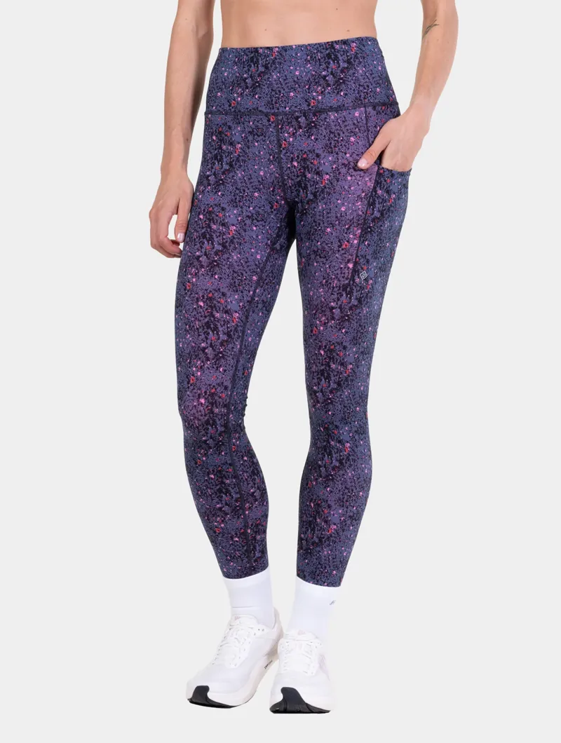 Ronhill Women's Tech Contour Tight in Ditsy Flora-9