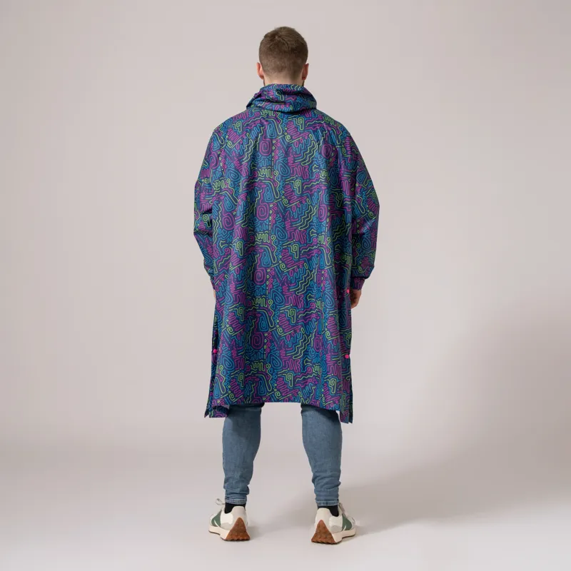 Mac In A Sac Festival Poncho in Neon Jazz-3