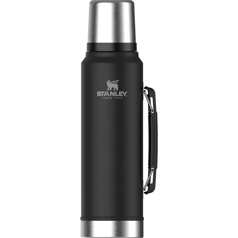 Stanley Legendary Classic Bottle 1L in Black