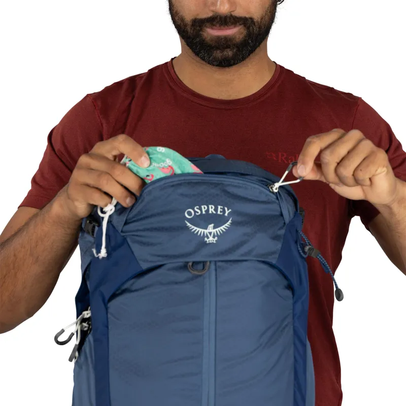 Osprey Stratos 24 Hiking Backpack in Pine Leaf-9