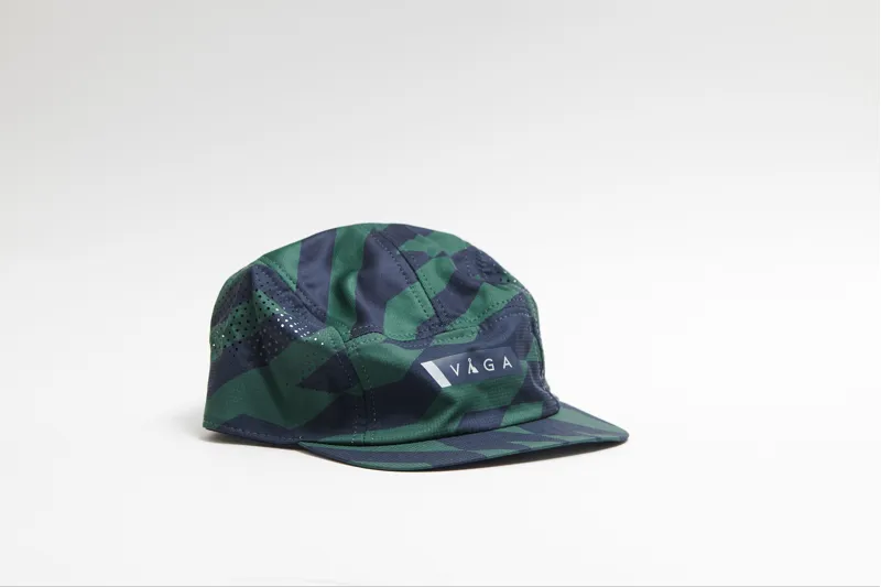 Vaga Feather Racing Cap in Navy-Racing Green