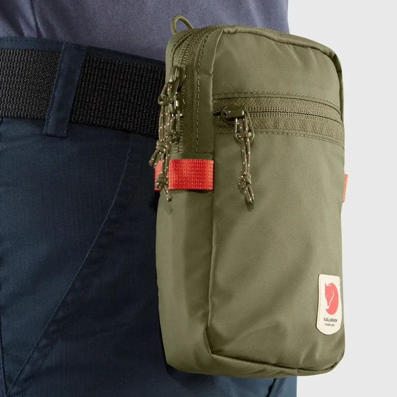 Fjallraven High Coast Pocket Bag in Green-7