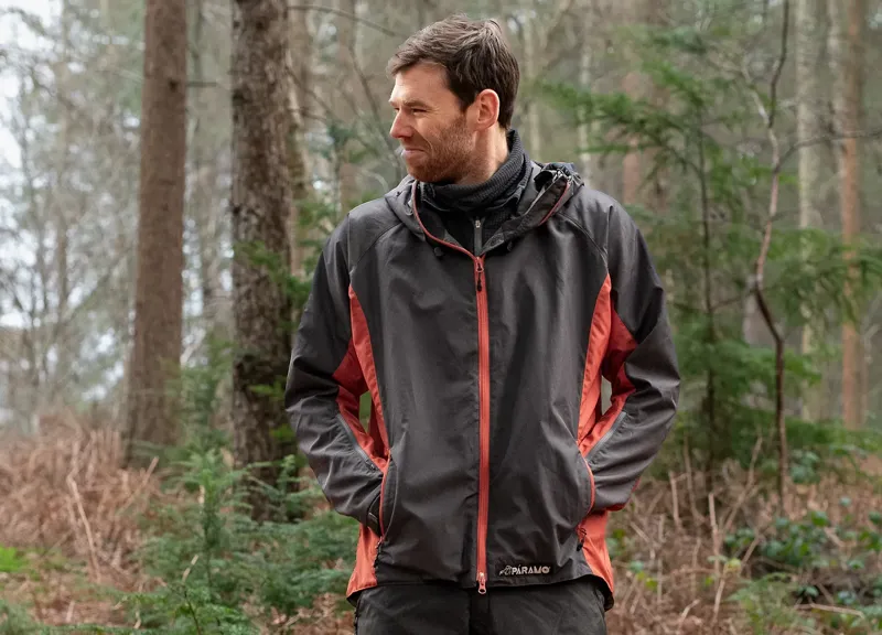 Paramo Sis Men's Caminata Jacket in Dark Grey and Outback Red-3